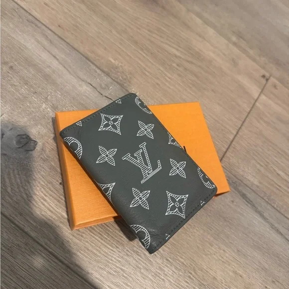 Louis Vuitton Khaki Pocket Organizer - Picture 5 of 6